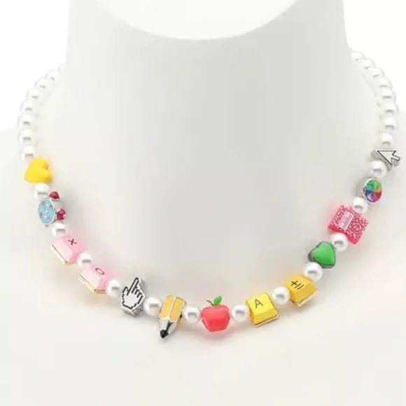 BETSEY JOHNSON SET Back to School Charm & Faux Pearl Necklace & Bracelet NEW NWT - Picture 7 of 16